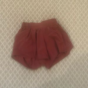COPY - Hotty Hot Low Rise Short 4” Lined - Mulled Wine | Lululemon